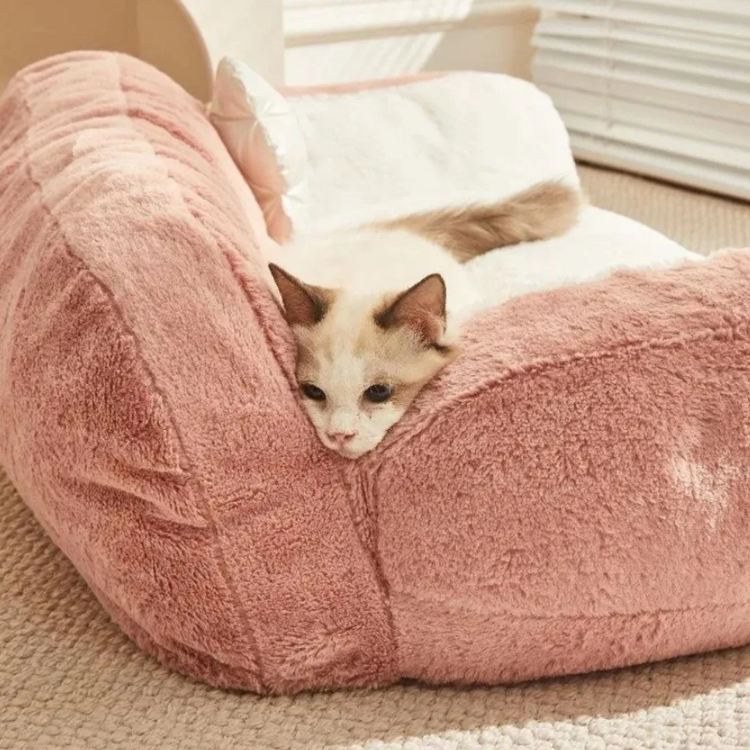 Comfortable Plush Pet Bed