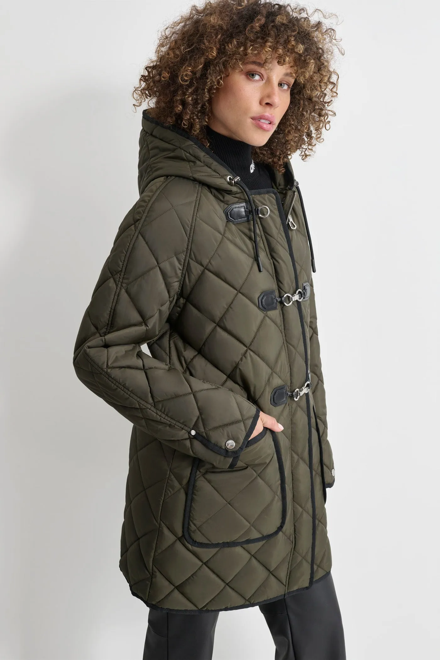 QUILT COAT WITH TOGGLE